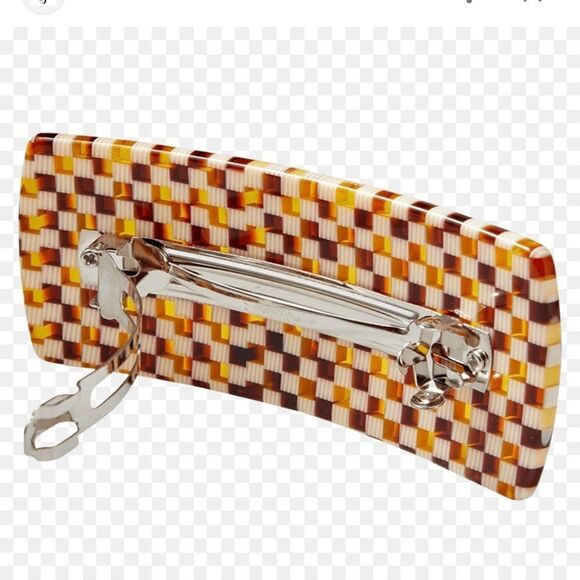 NWT MACHETE
Jumbo Box Clip in Tortoise Checker - Picture 2 of 4